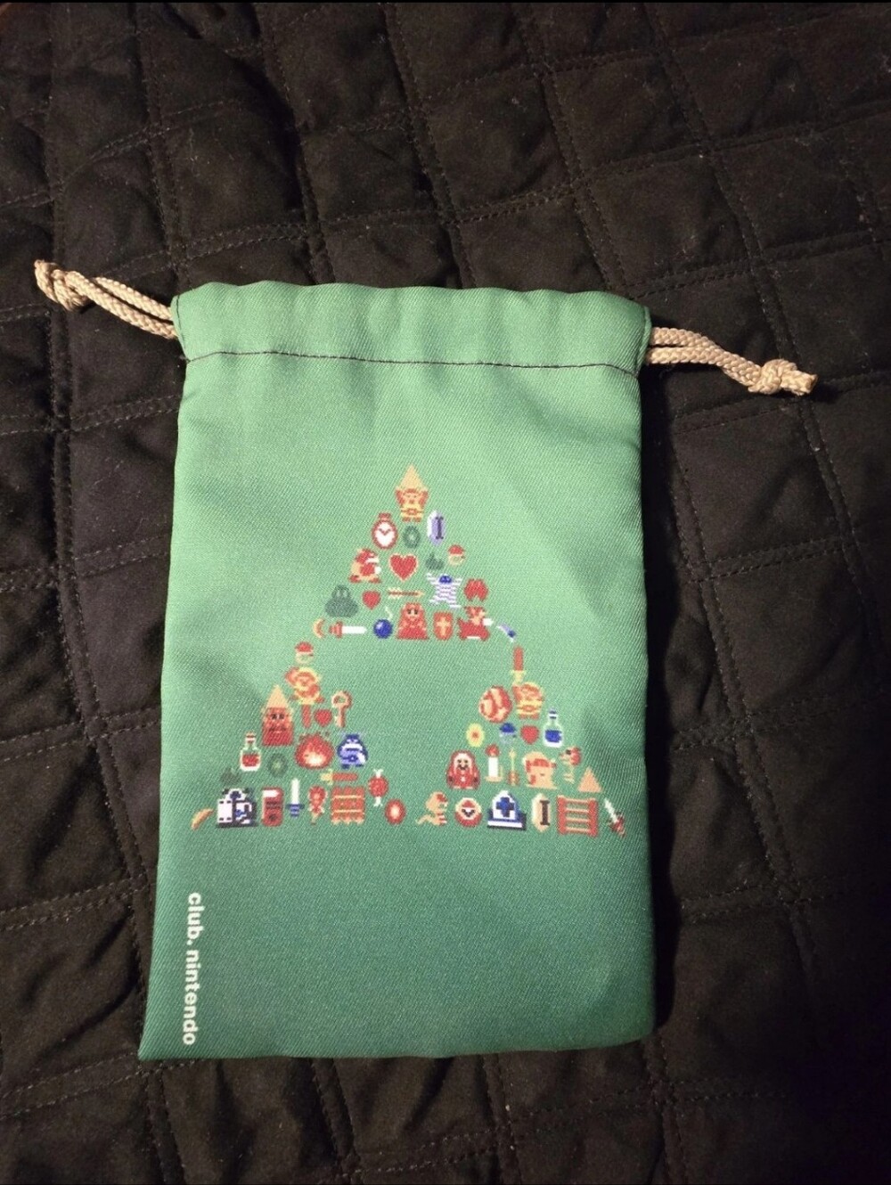 Club Nintendo Legend of Zelda 3DS Pouch Bag 8-Bit Pixel Art